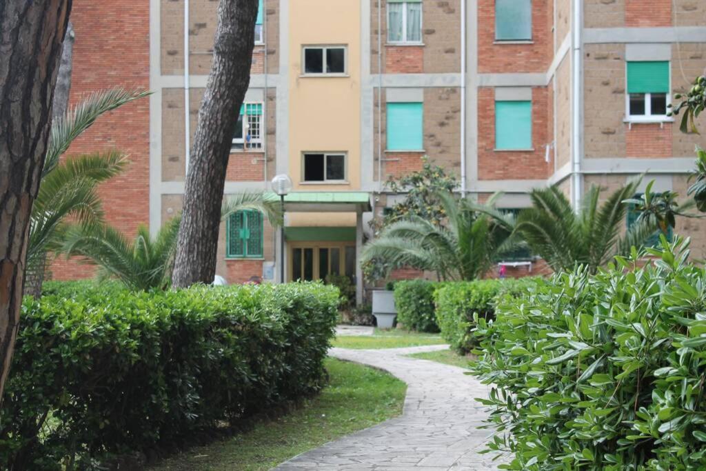 Appartamento Locato Con Finalita Turistiche Ostia Buitenkant foto